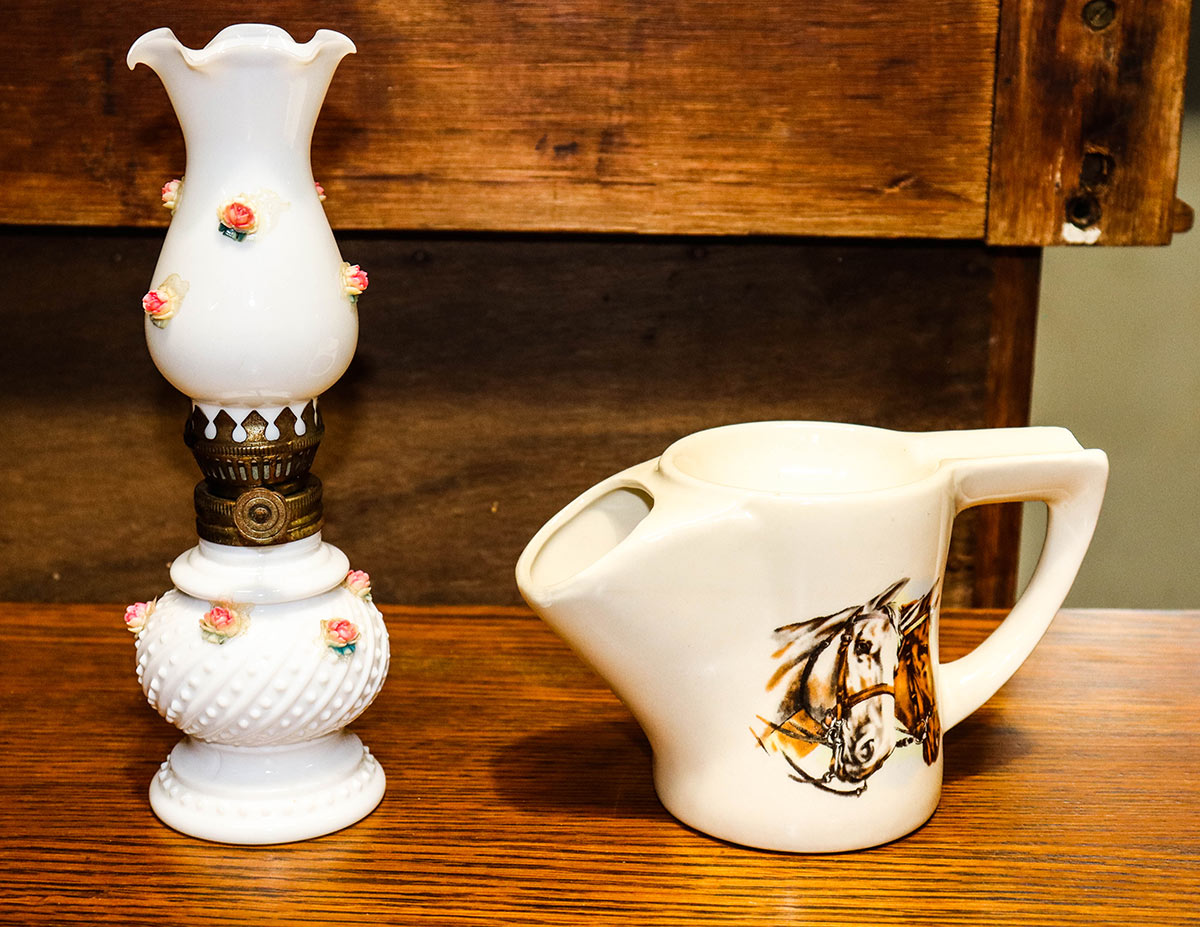 Lot 832 - Image 2