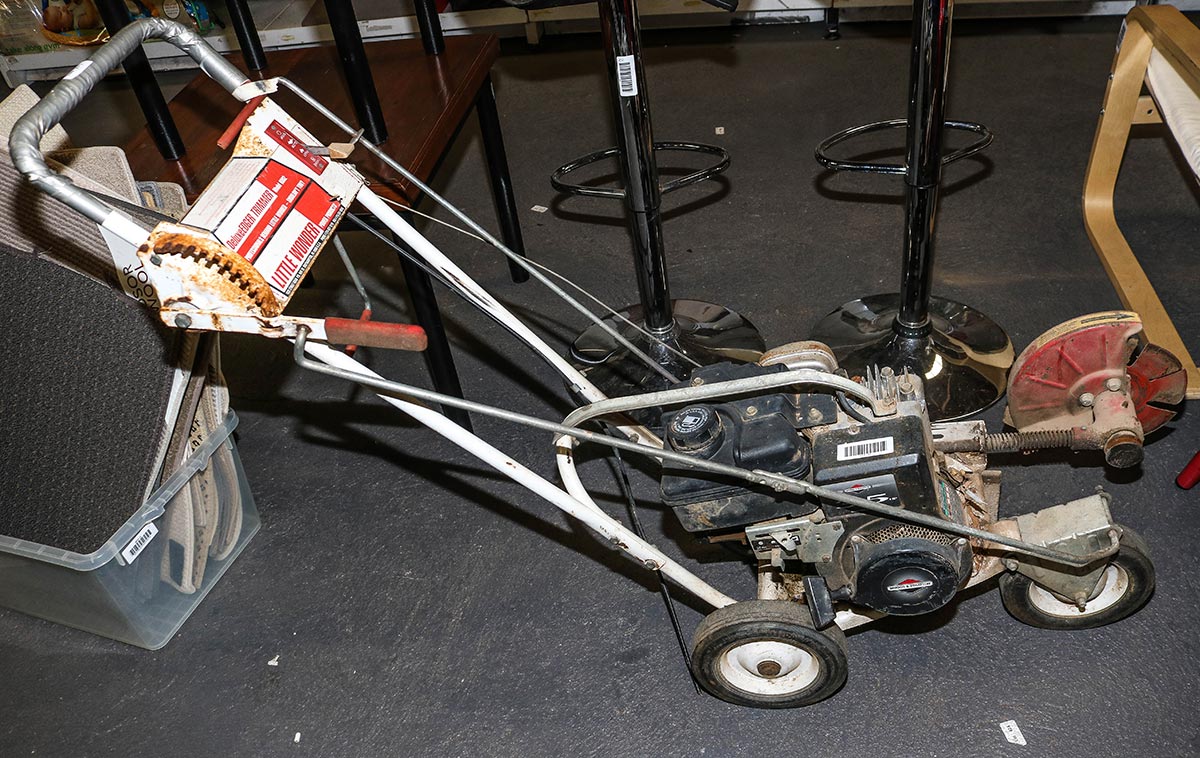 Lot 403 - Image 2