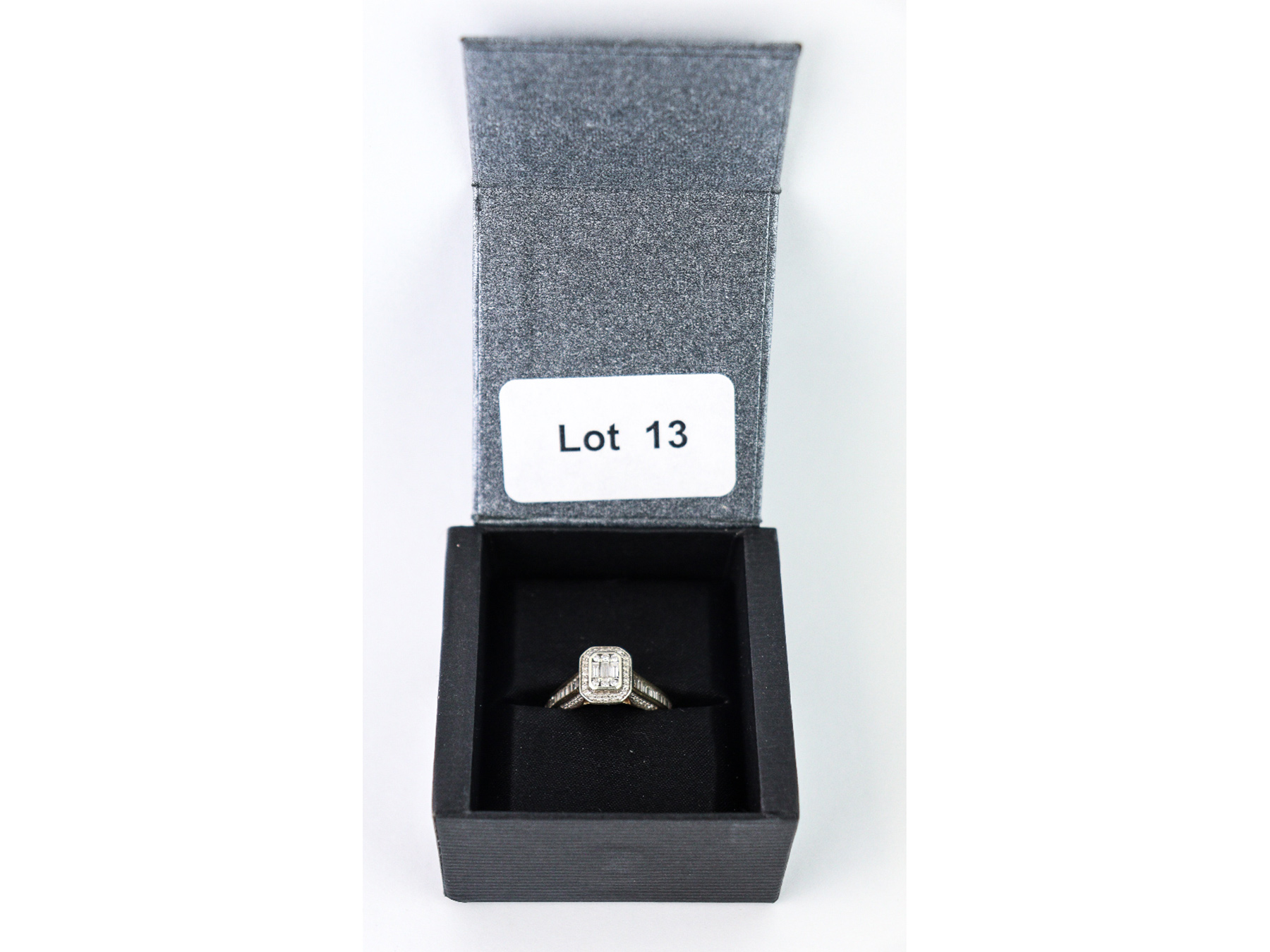 Lot 13 - Image 2