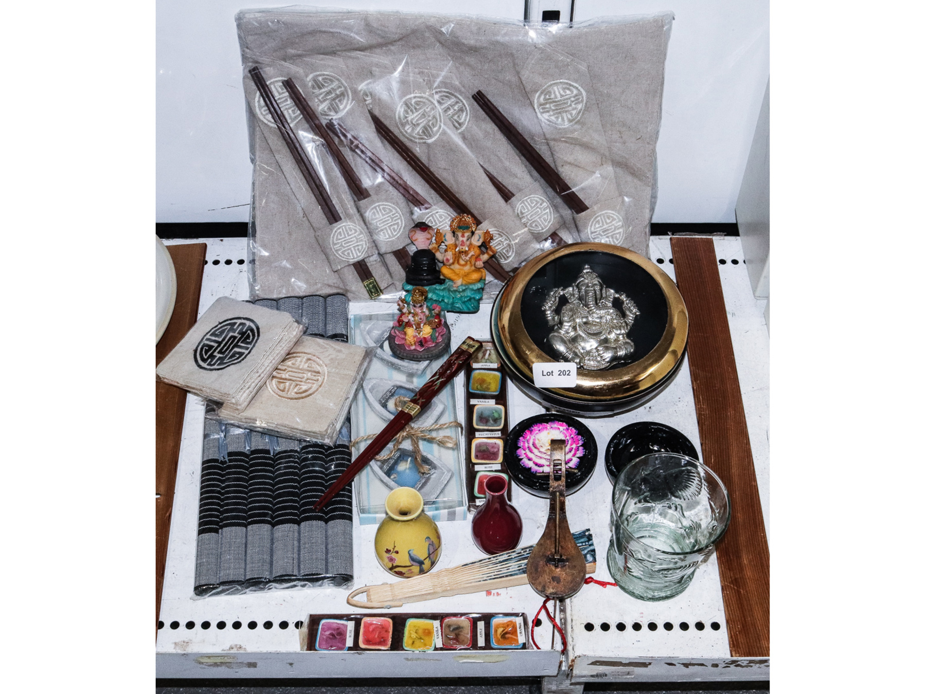 Lot 202 - Image 2