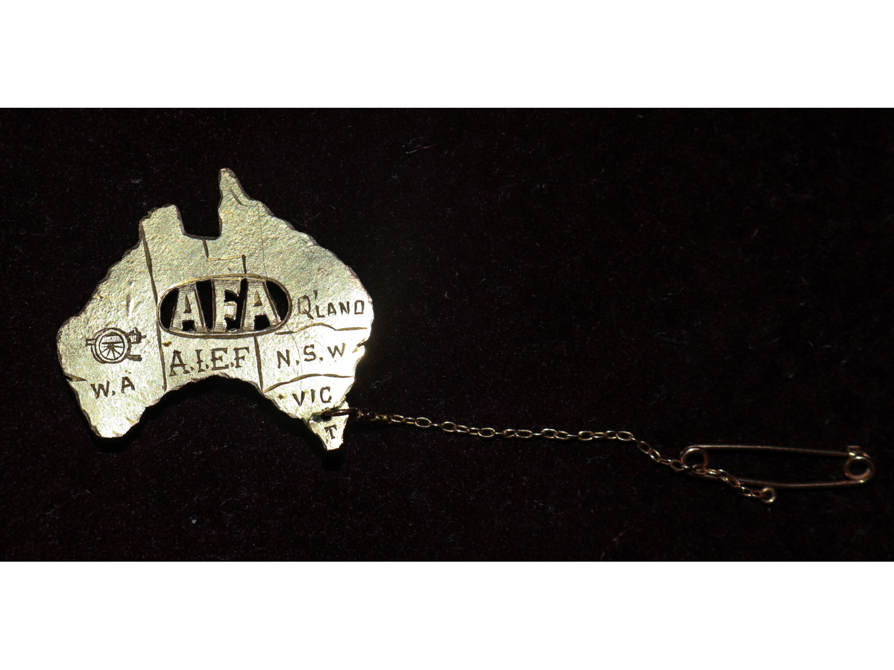 Lot 135 - Image 2