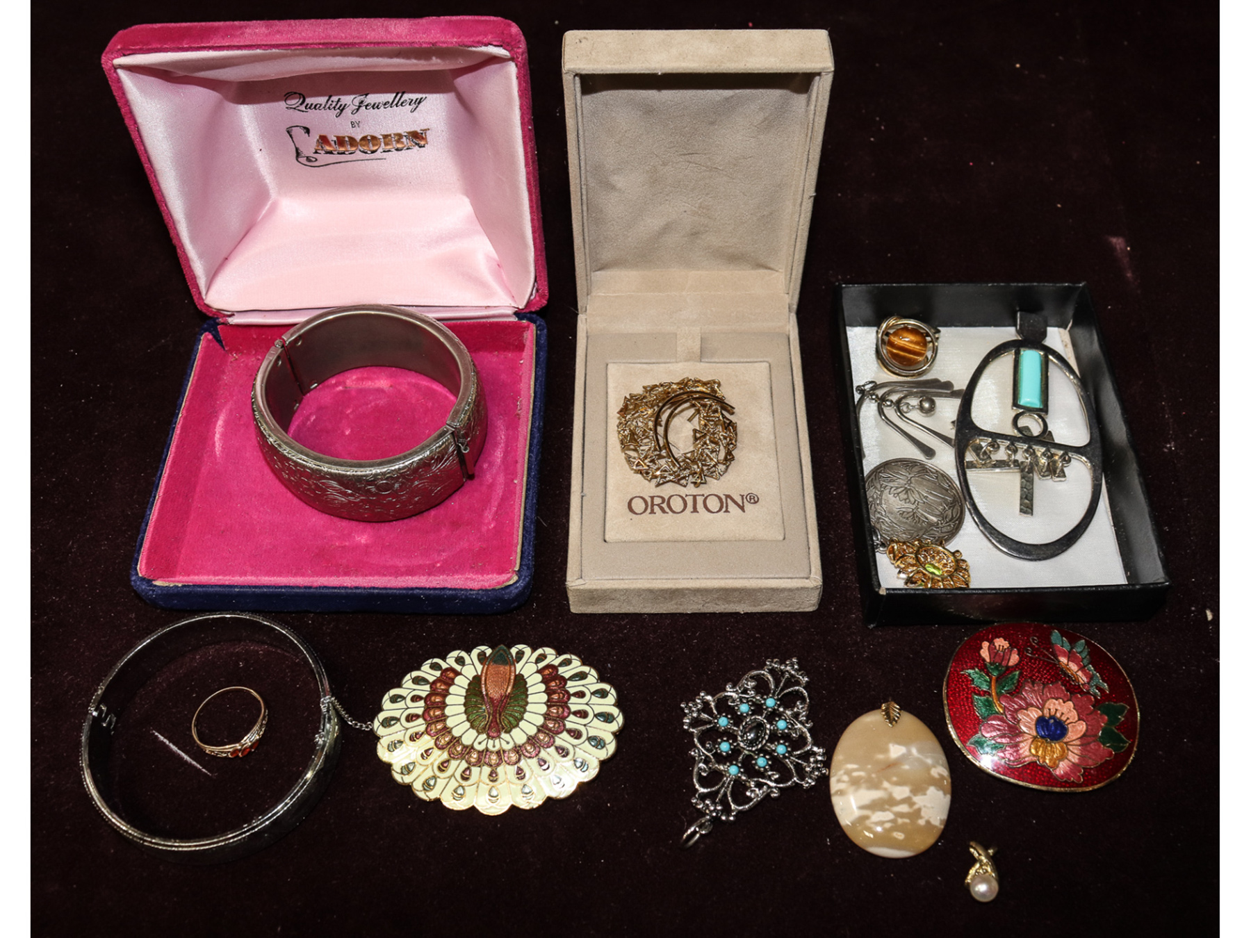 Lot 301 - Image 2