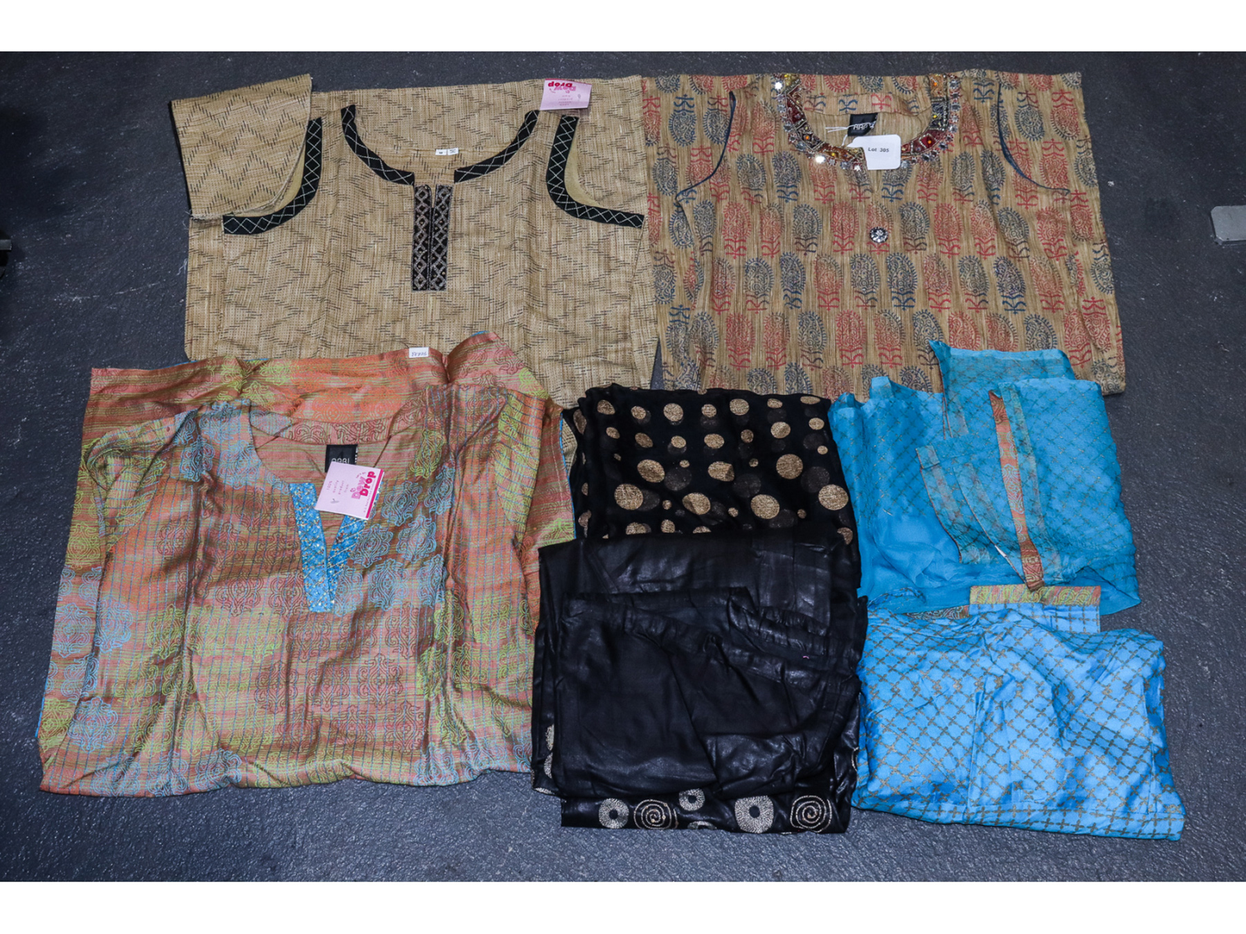 Lot 305 - Image 2