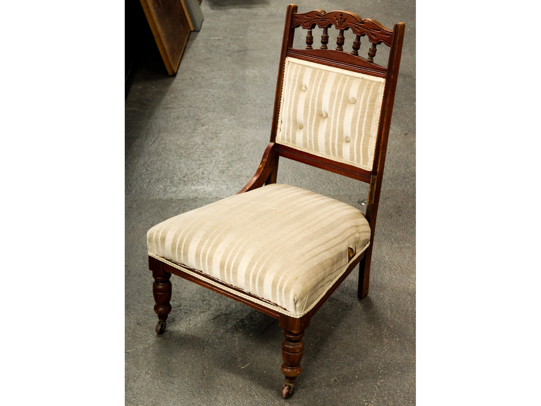 Lot 569 - Image 2