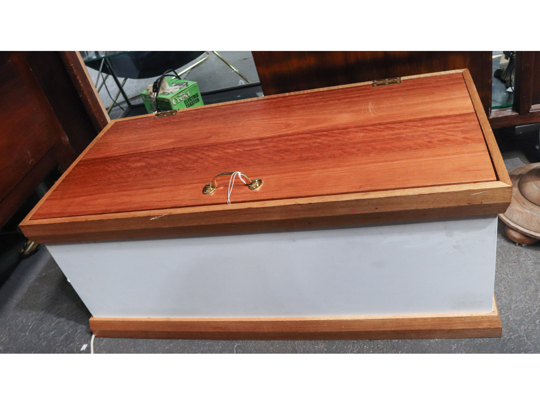 Lot 360 - Image 2