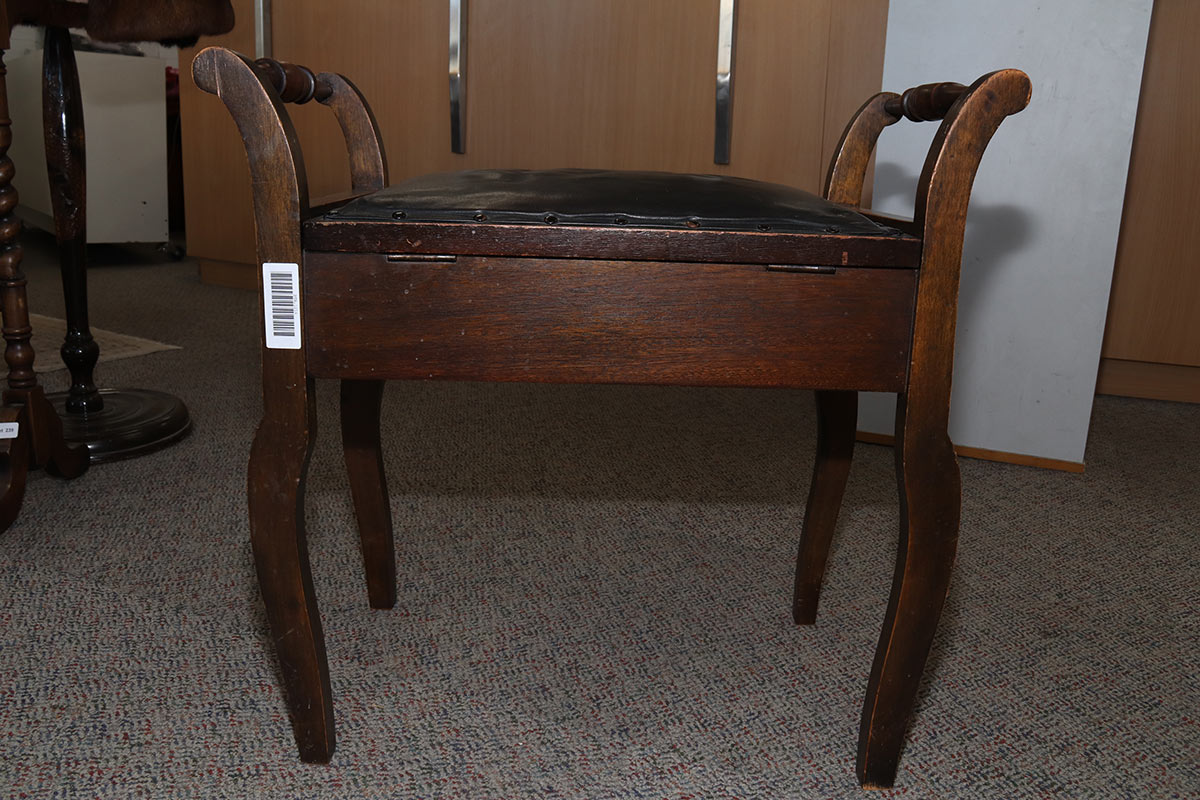 Lot 328 - Image 2