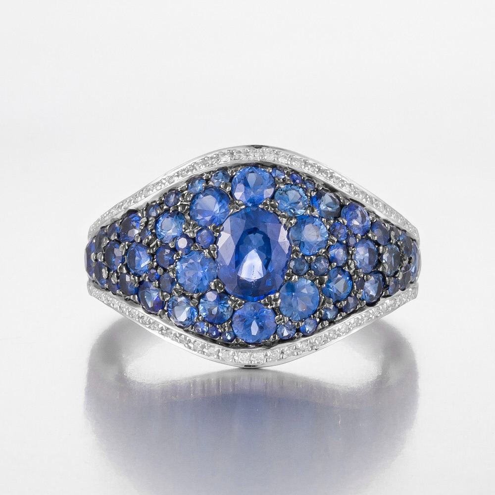 14CT White Gold Australian Sapphire and Diamond Cluster Ring