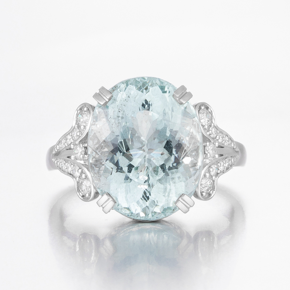 14CT White Gold Aquamarine and Diamond Cocktail Ring