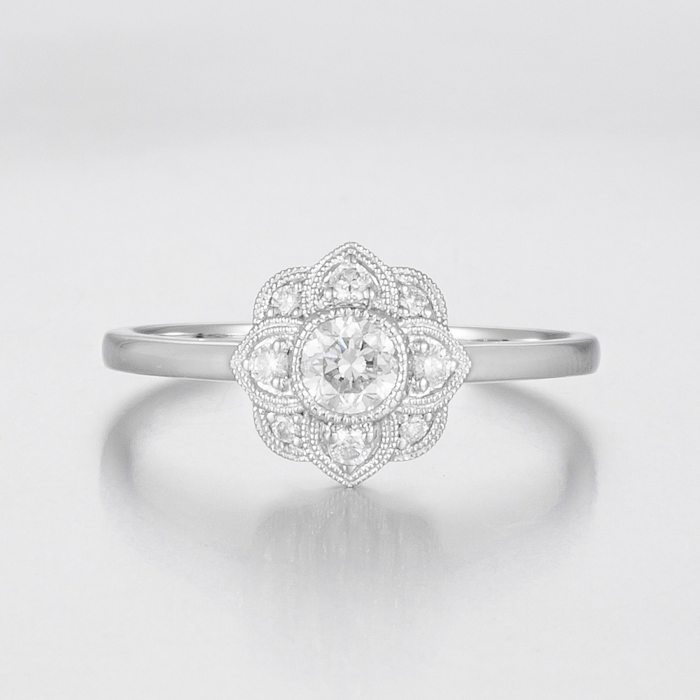 14CT White Gold Diamond Antique Style Ring
